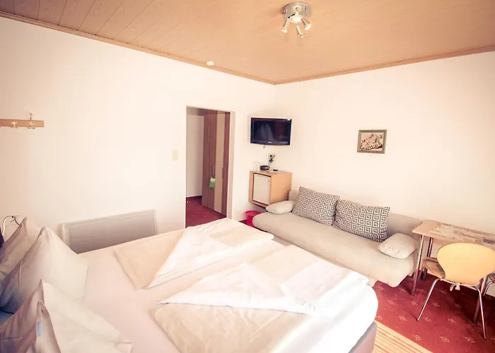 Pensjonat Waldruh - Tannenheim Faak am See